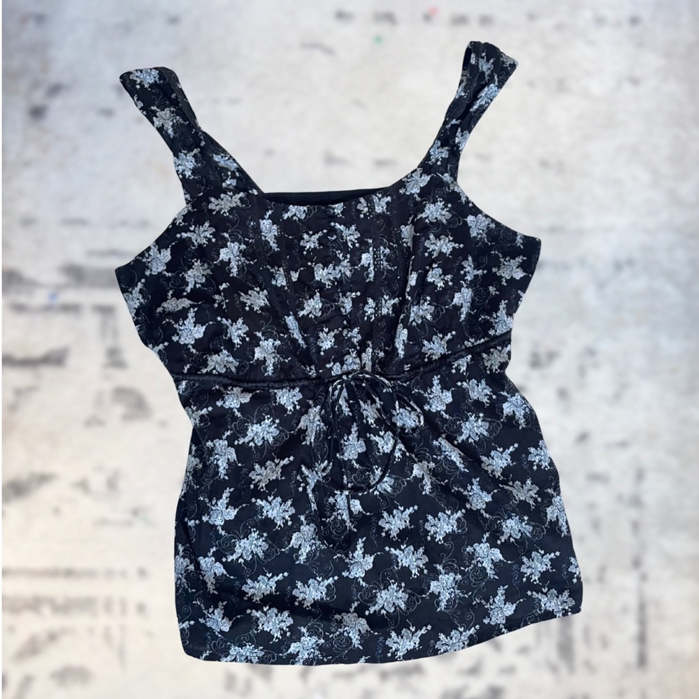 ✨2 for $20✨ Plus Size Vintage 90s Y2K Floral Tie Waist Tank Top2